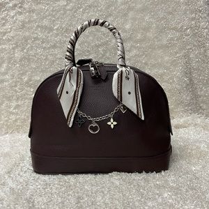 Authentic Louis Vuitton Taurillon Alma PM 🍁